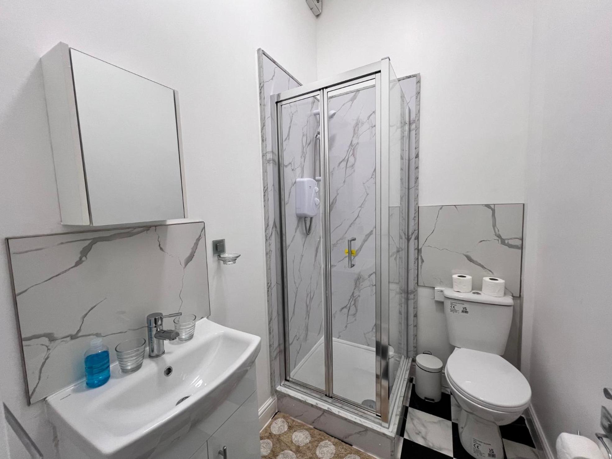 Lovely Studio Apartments On Finchley Road London Kültér fotó
