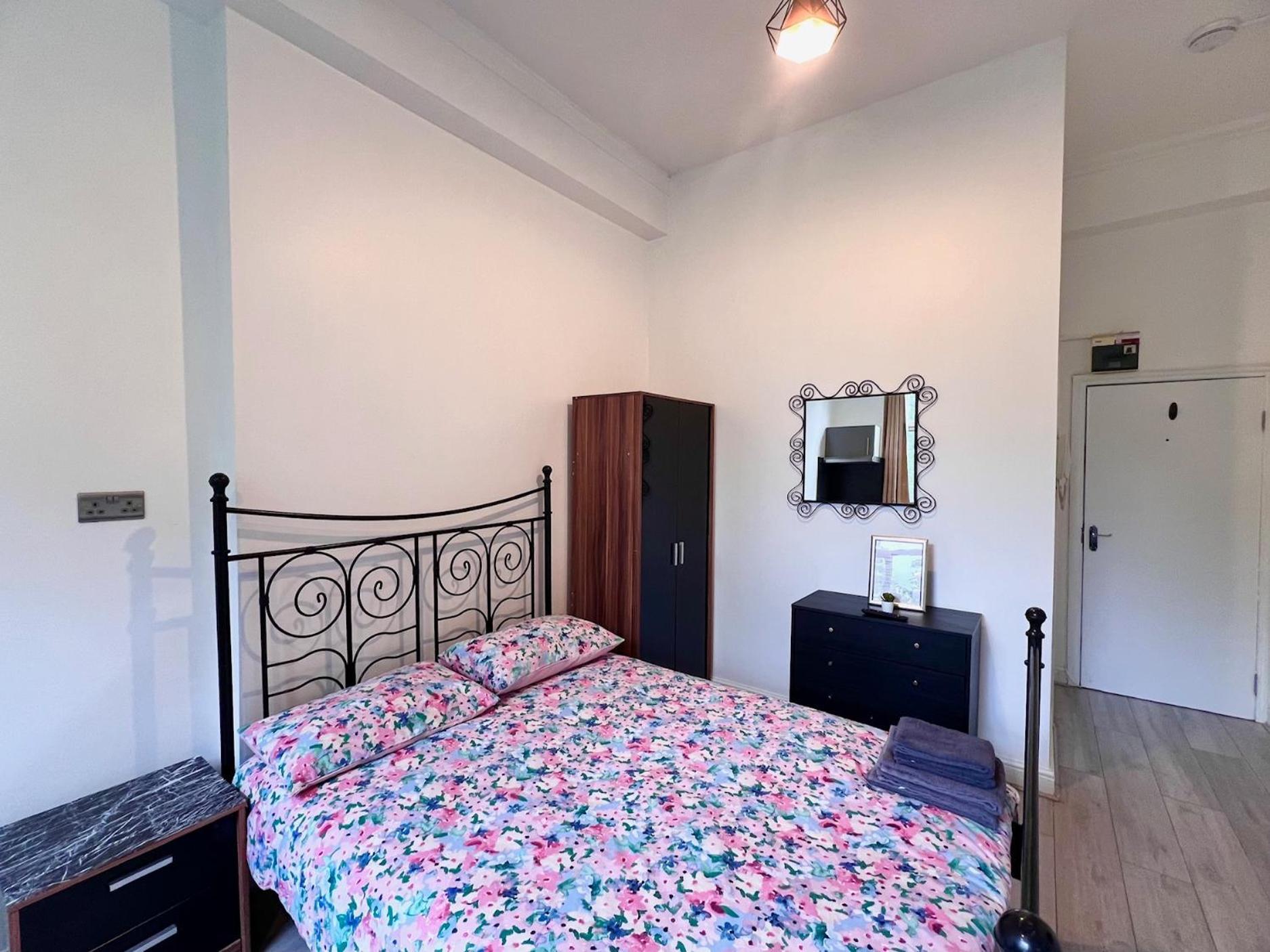 Lovely Studio Apartments On Finchley Road London Kültér fotó